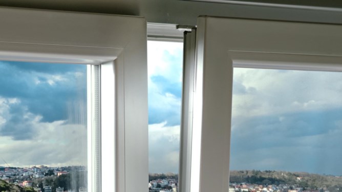 Redonit 85 Series PVC Windows